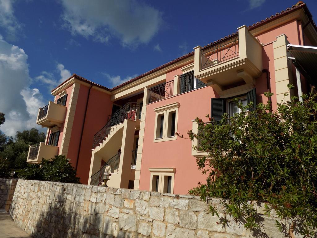Kolona Apartments Lixouri Exteriér fotografie